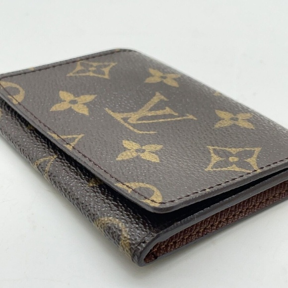 Louis Vuitton Monogram Card case - Picture 8 of 13